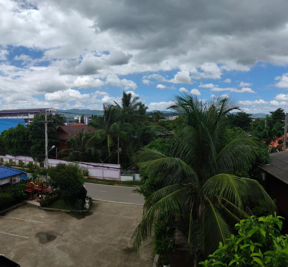 Maesot Siri Hotel Mae Sot Exterior photo